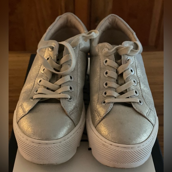 j/slides metallic sneakers - Picture 2 of 12